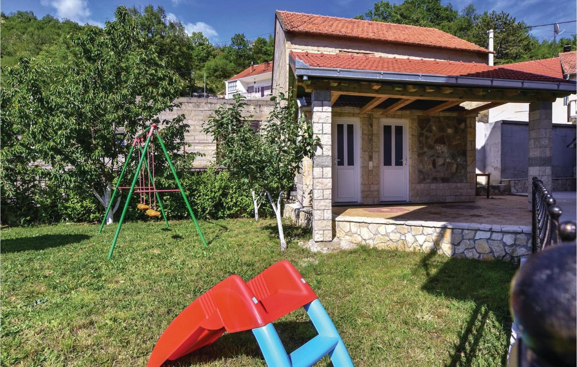 Nice Home In Grab With Wifi Exterior foto